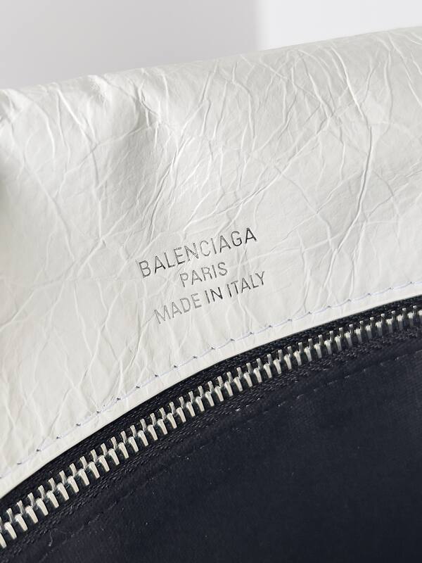 Balenciaga White shoulder bag — AAA Quality Replica