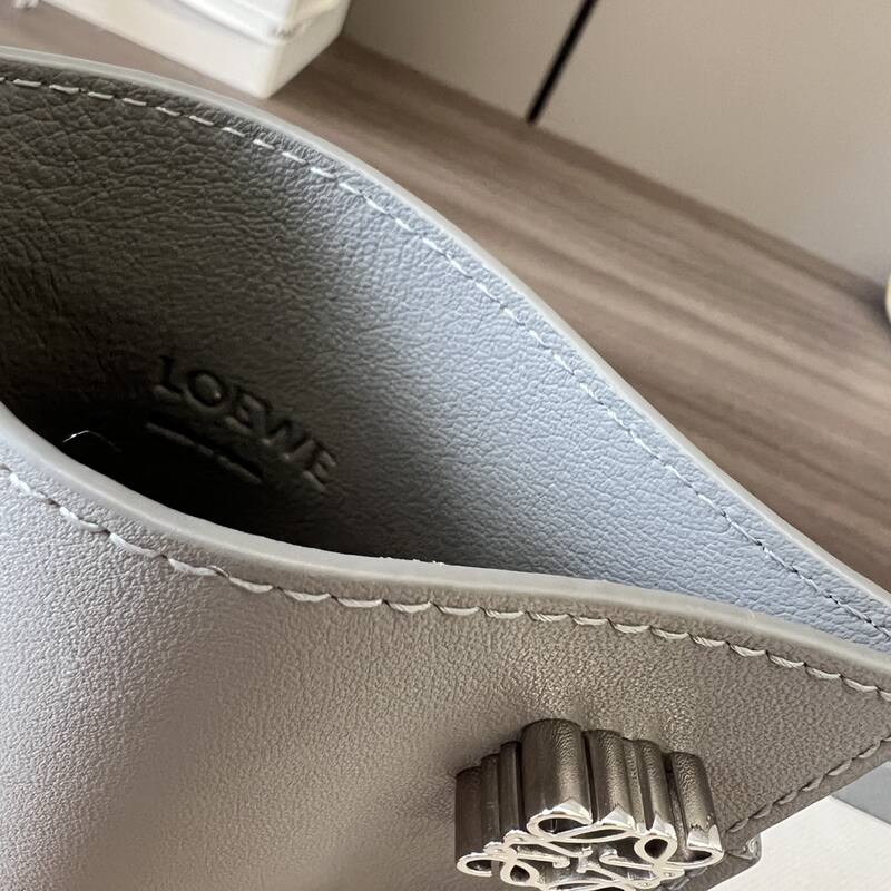 Loewe Gray shoulder bag — AAA Quality Replica