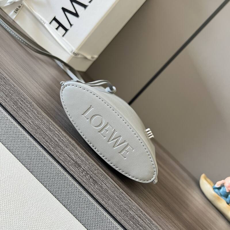 Loewe Gray shoulder bag — AAA Quality Replica