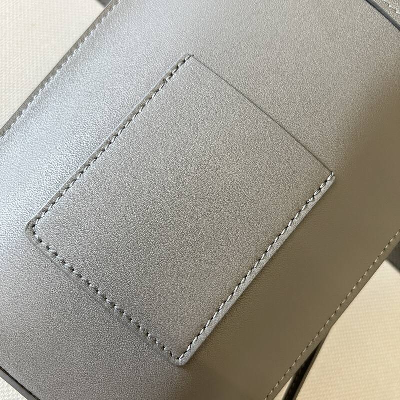 Loewe Gray shoulder bag — AAA Quality Replica