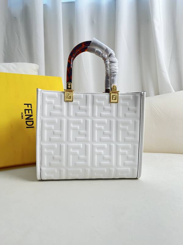 Fendi shoulder bag — 1:1 Replica