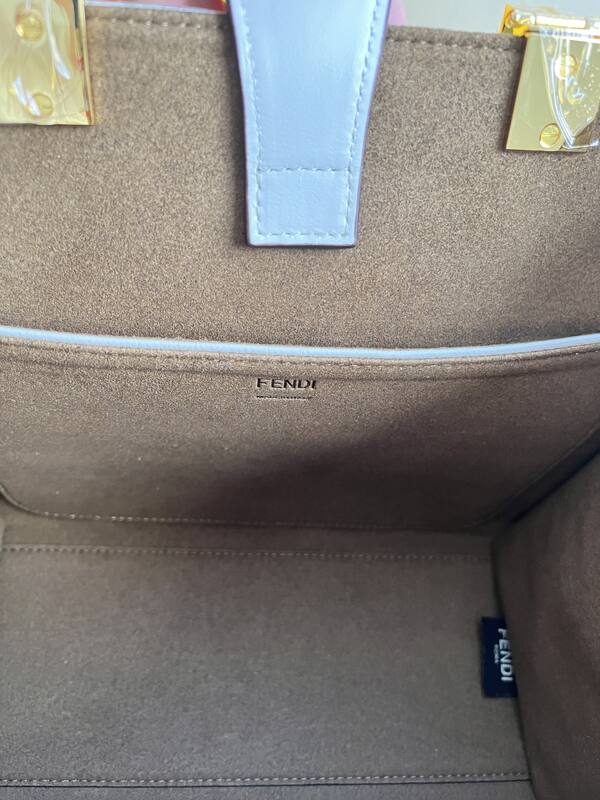 Fendi shoulder bag — 1:1 Replica