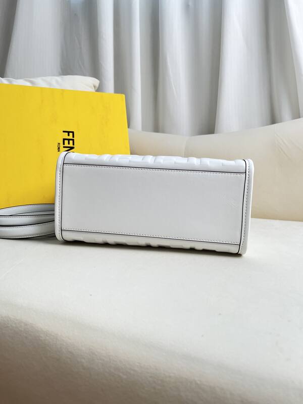 Fendi shoulder bag — 1:1 Replica