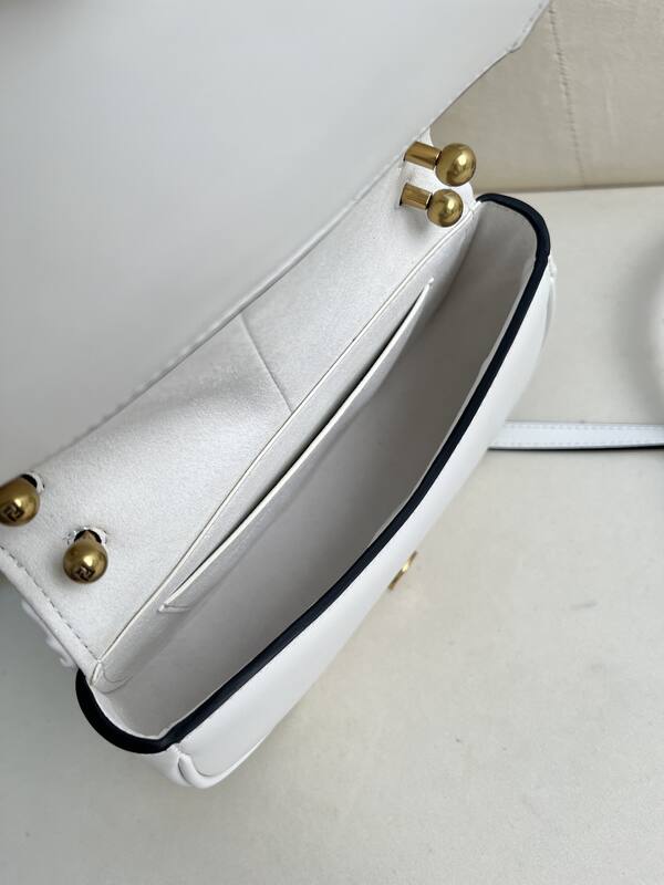 Fendi shoulder bag — AAA Quality Replica