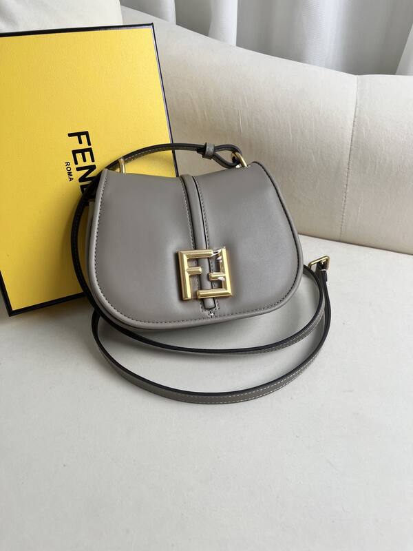 Fendi shoulder bag — Top Quality Replica