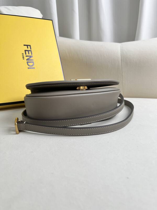 Fendi shoulder bag — Top Quality Replica