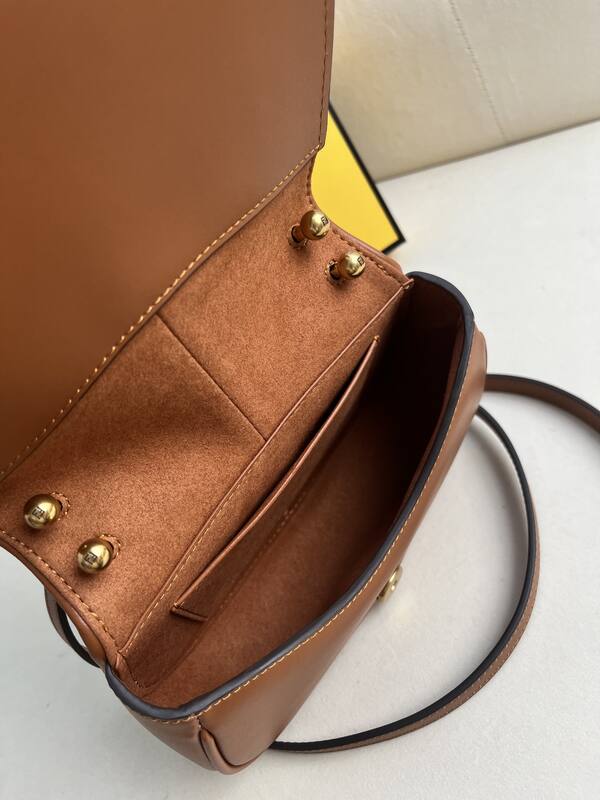 Fendi shoulder bag — 1:1 Replica