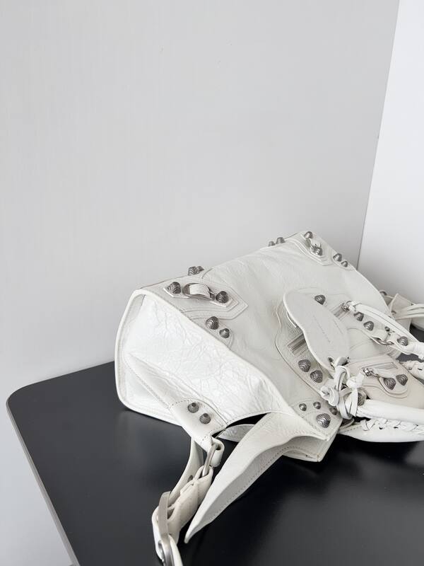 Balenciaga Le Cagole White shoulder bag — Top Quality Replica