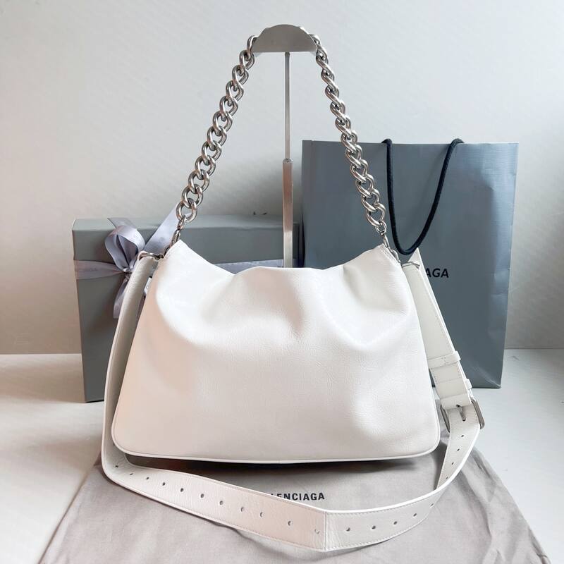 Balenciaga White 40x30x16cm shoulder bag — Top Quality Replica