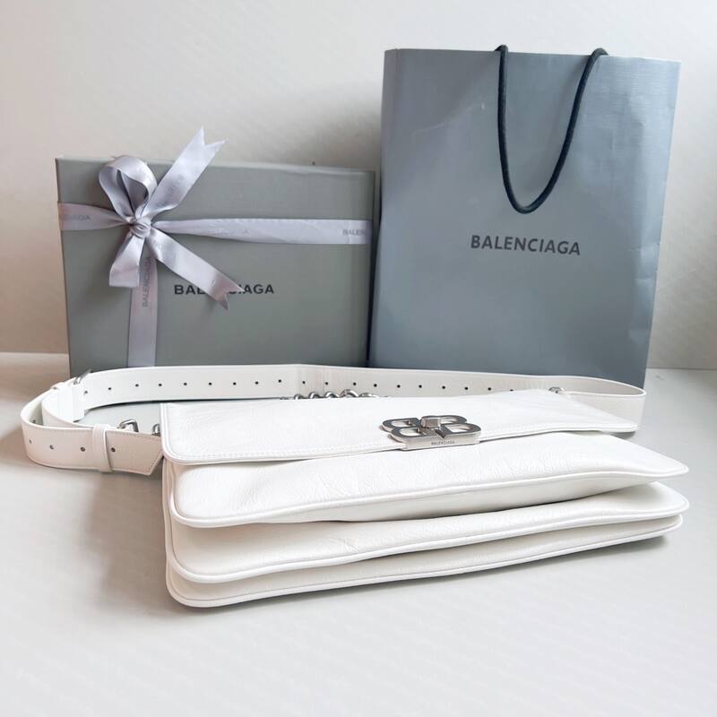 Balenciaga White 40x30x16cm shoulder bag — Top Quality Replica