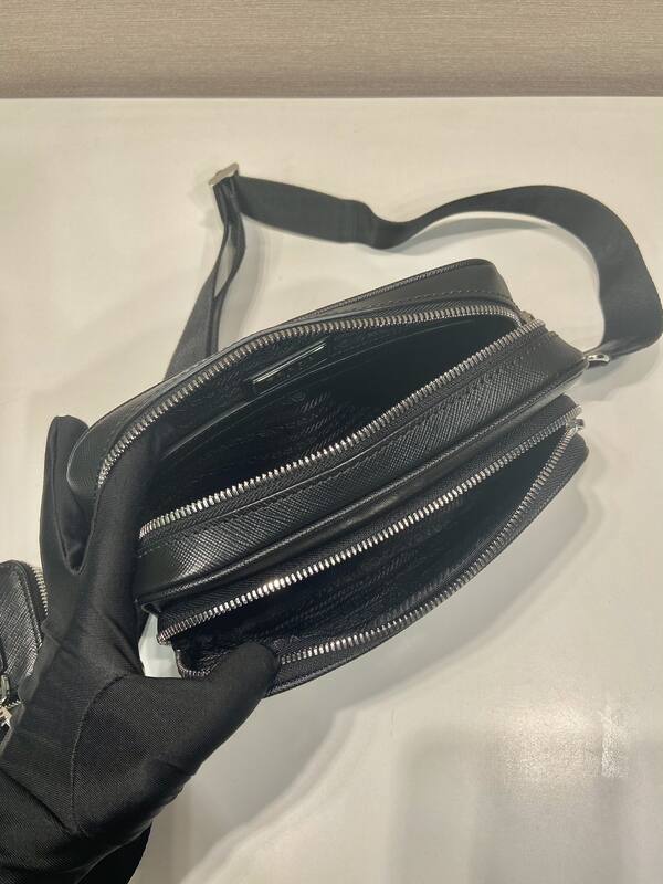 Prada Black 25x18x10cm shoulder bag — 1:1 Replica