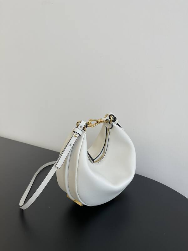 Fendi White 25x18x10cm shoulder bag — Top Quality Replica