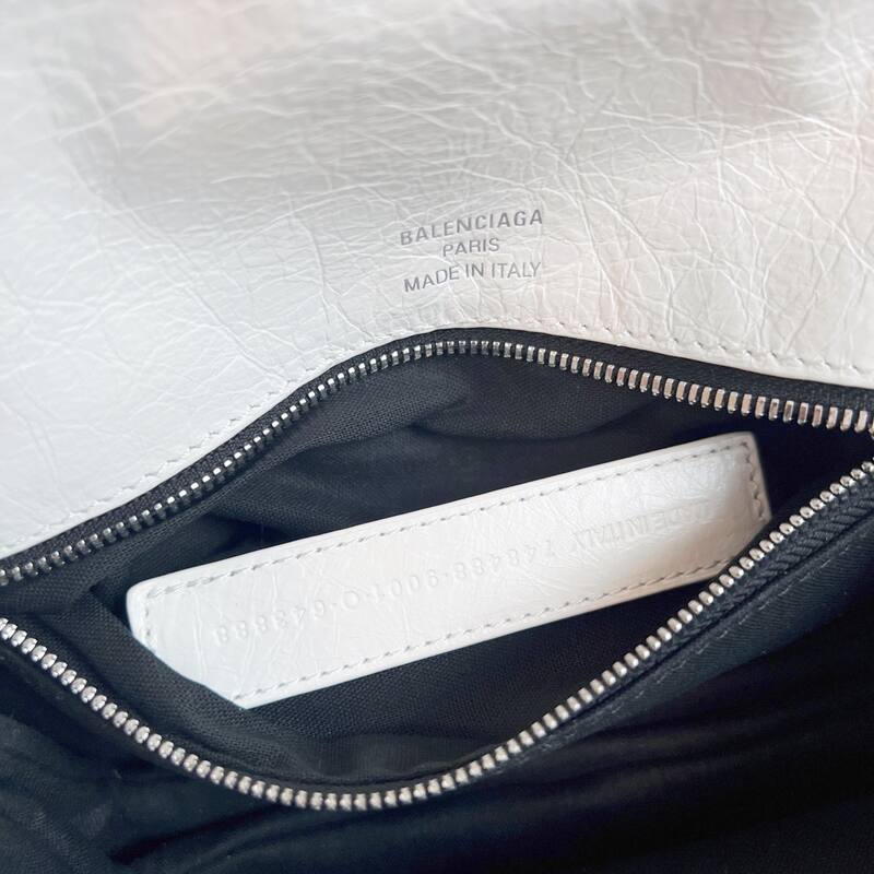 Balenciaga White 25x18x10cm shoulder bag — AAA Quality Replica