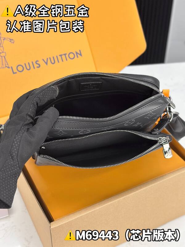 Louis Vuitton M69443 Gray Monogram Canvas crossbody — AAA Quality Replica