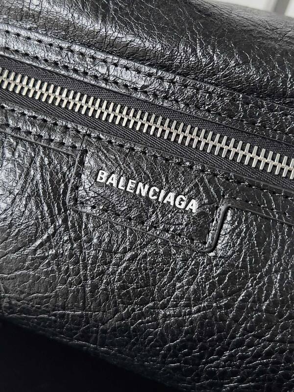 Balenciaga Black shoulder bag — Top Quality Replica