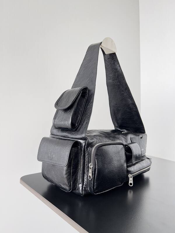 Balenciaga Black shoulder bag — Top Quality Replica