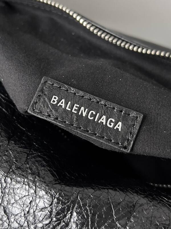 Balenciaga Black shoulder bag — Top Quality Replica