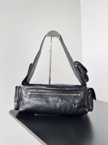 Balenciaga Black shoulder bag Top Quality Replica