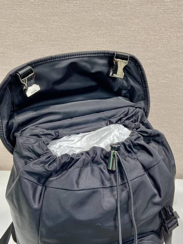 Prada Nylon black 36x25x16cm backpack — 1:1 Replica