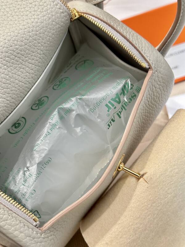 Hermes Lindy Mini Gris Perle mini crossbody — Premium Replica