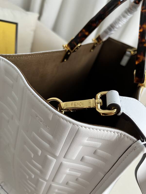 Fendi shoulder bag — Premium Replica
