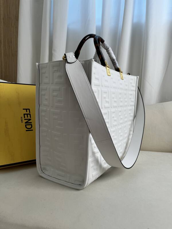 Fendi shoulder bag — Premium Replica