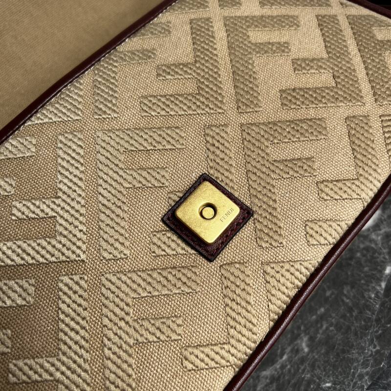 Fendi shoulder bag — 1:1 Replica