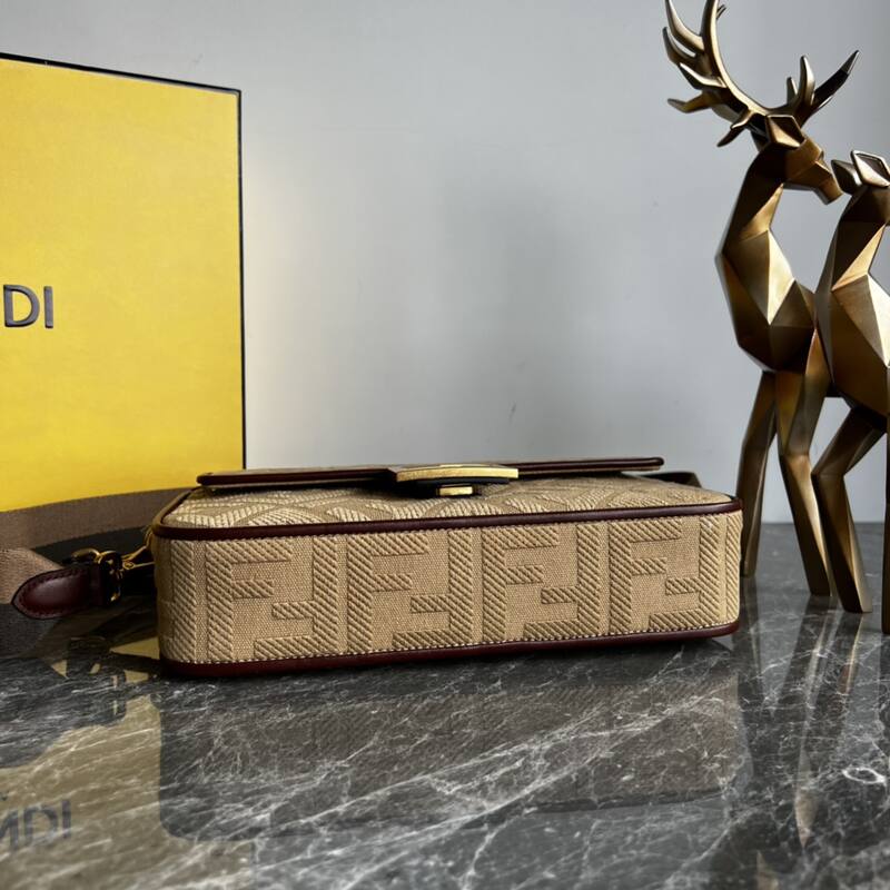 Fendi shoulder bag — 1:1 Replica