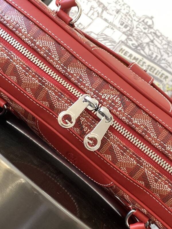 Goyard Red shoulder bag — Premium Replica