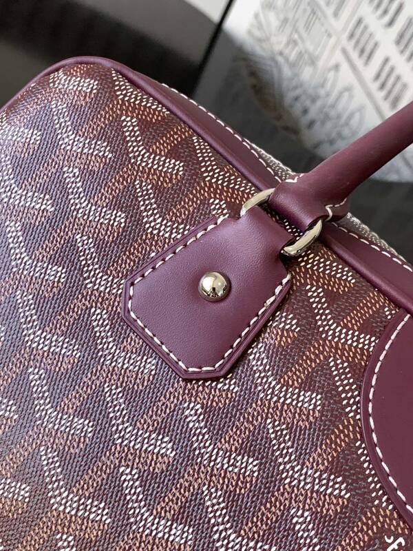 Goyard shoulder bag — Top Quality Replica