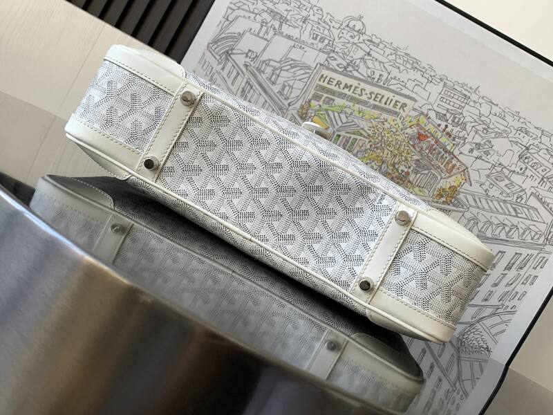 Goyard White shoulder bag — AAA Quality Replica