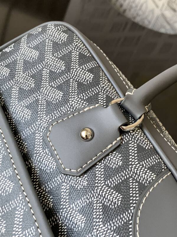 Goyard Grey shoulder bag — 1:1 Replica