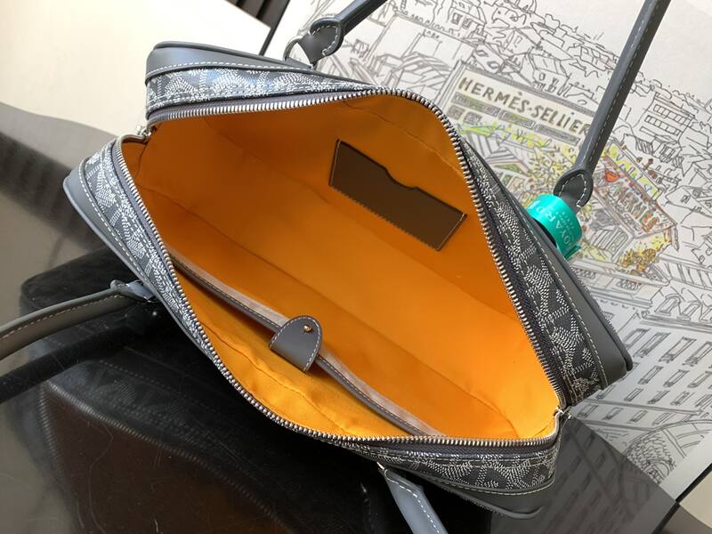Goyard Grey shoulder bag — 1:1 Replica