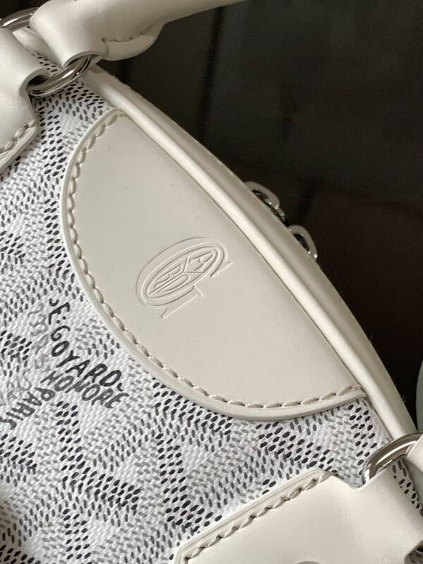 Goyard White shoulder bag — 1:1 Replica