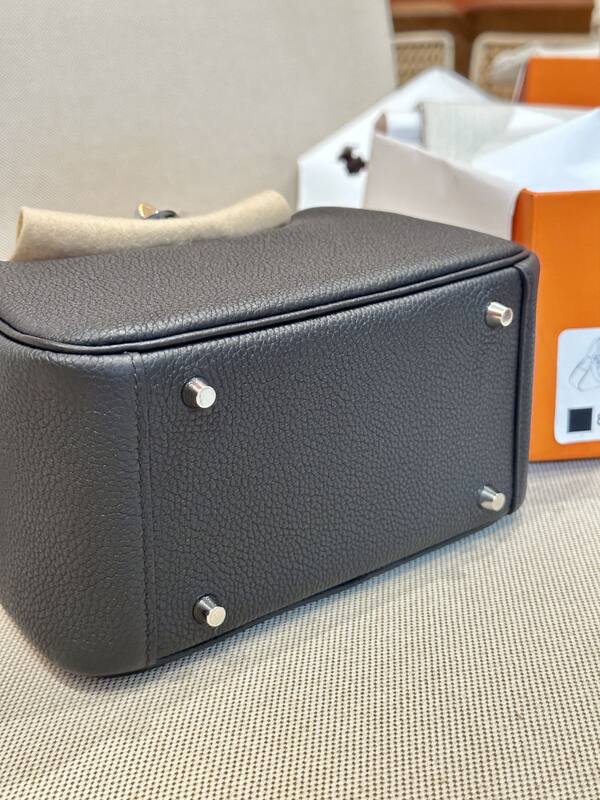 Hermes Lindy Mini Noir mini crossbody — Premium Replica