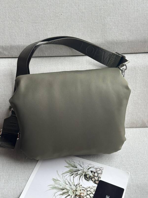 Loewe Green 25x18x10cm shoulder bag — Top Quality Replica