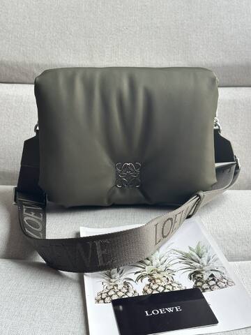 Loewe Green 25x18x10cm shoulder bag Top Quality Replica