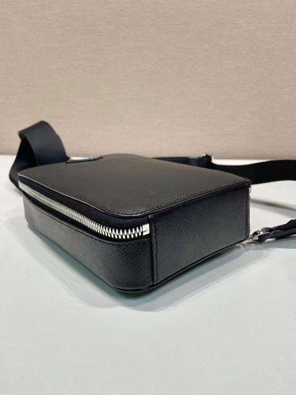 Prada Black 25x18x10cm shoulder bag — Premium Replica