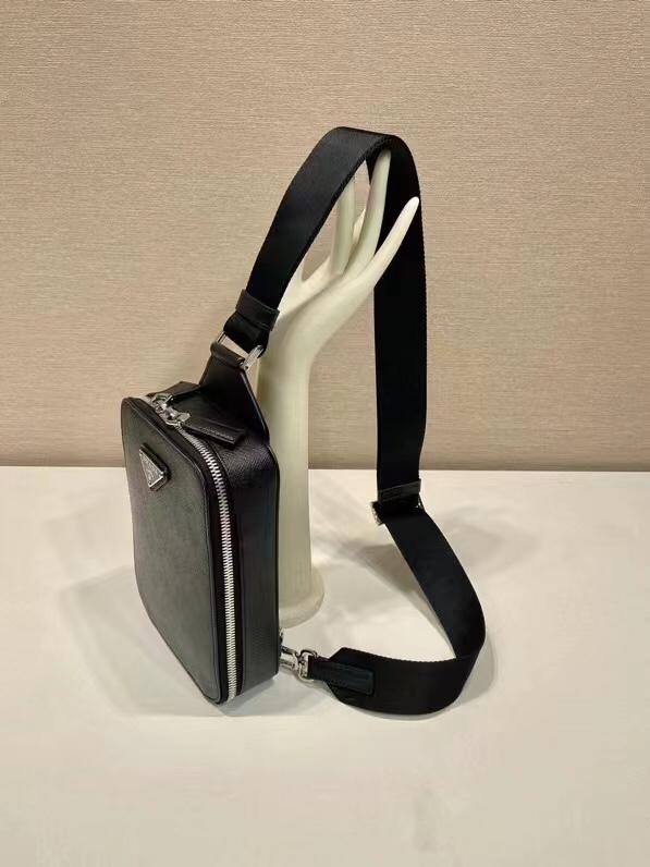 Prada Black 25x18x10cm shoulder bag — Premium Replica