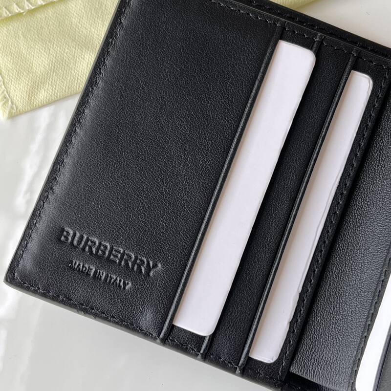Burberry Black shoulder bag — Premium Replica