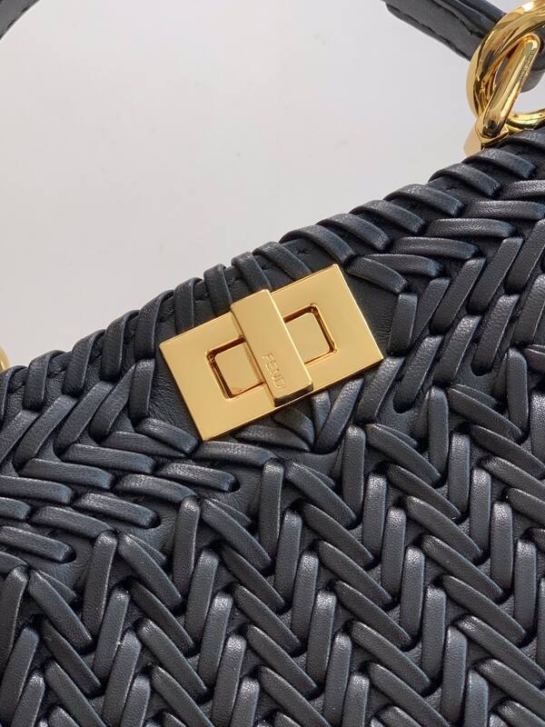 Fendi Peekaboo Black 33x22x14cm shoulder bag — Premium Replica