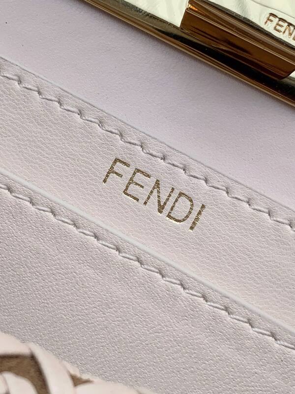 Fendi Peekaboo White 33x22x14cm shoulder bag — Premium Replica