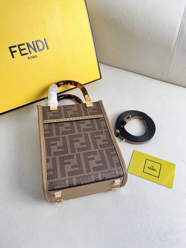 Fendi shoulder bag — Premium Replica