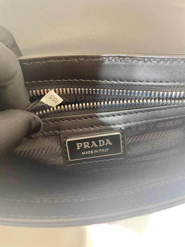 Prada Black shoulder bag — AAA Quality Replica