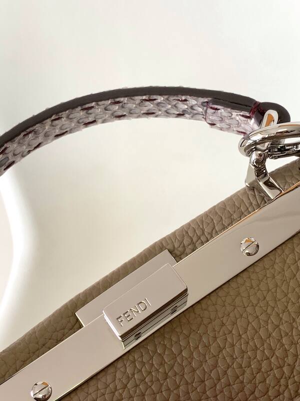 Fendi Peekaboo Gray 33x22x14cm shoulder bag — Premium Replica