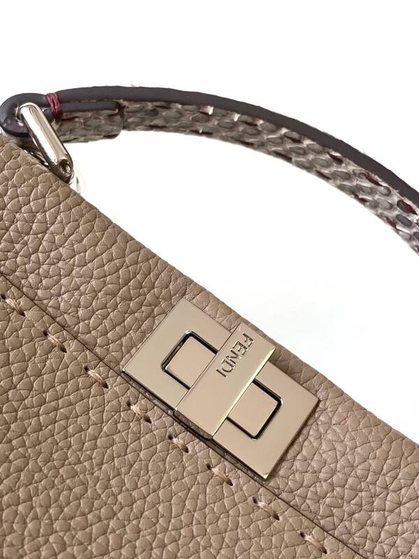 Fendi Peekaboo Gray 33x22x14cm shoulder bag — Premium Replica