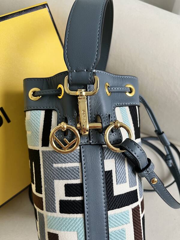 Fendi shoulder bag — Top Quality Replica