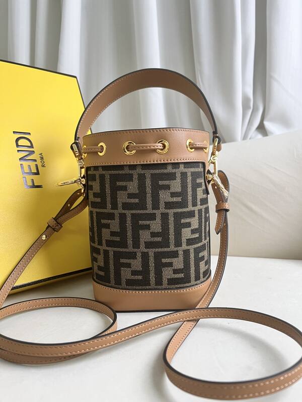 Fendi shoulder bag — AAA Quality Replica