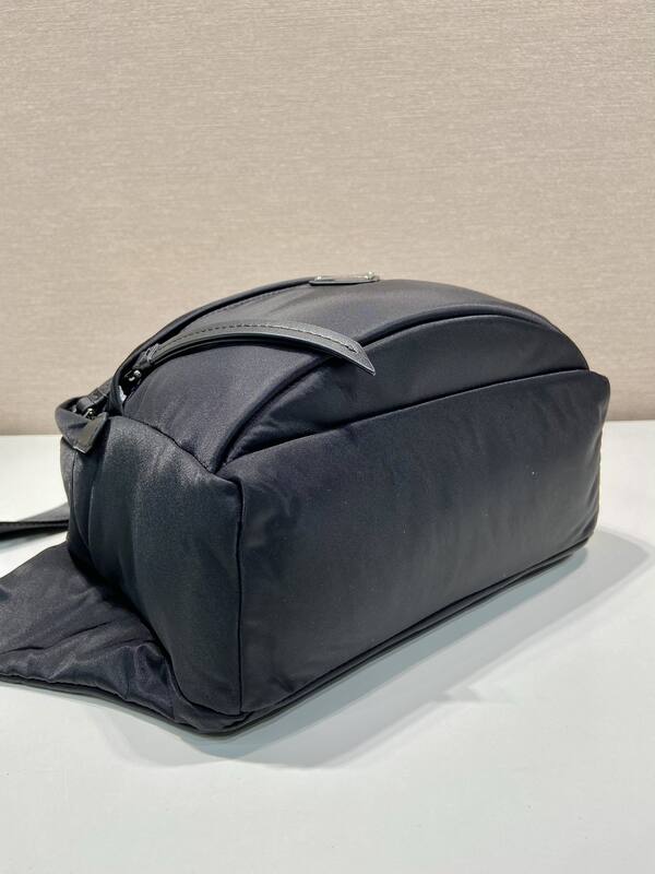 Prada Black shoulder bag — Top Quality Replica