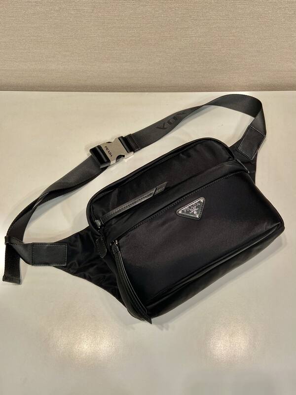 Prada Black shoulder bag — Top Quality Replica